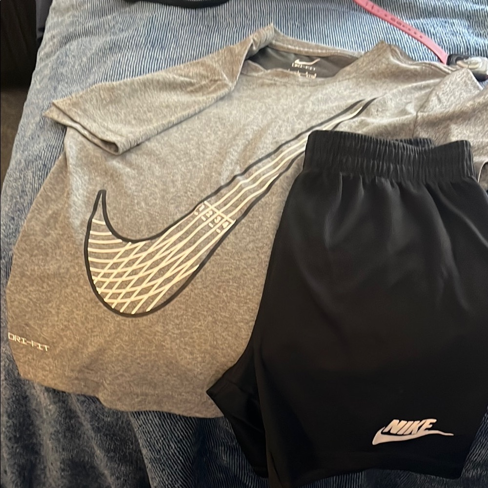 Nike Kids Gray and Black Matching Set